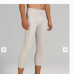 Lululemon License to Train Tights, size small